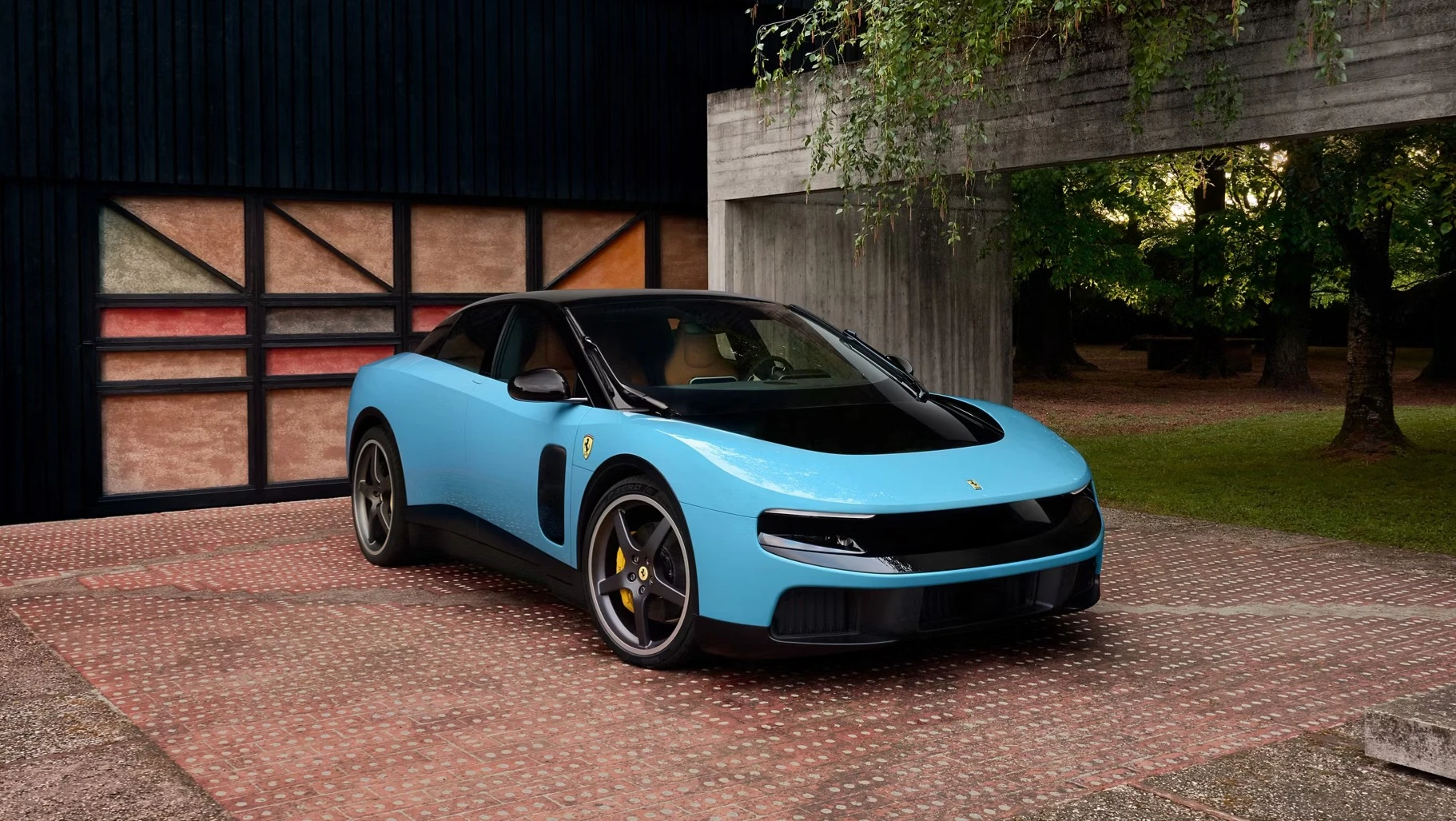 Ferrari повысила финансовый прогноз на второе полугодие 2026 года / Фото: Ferrari.com