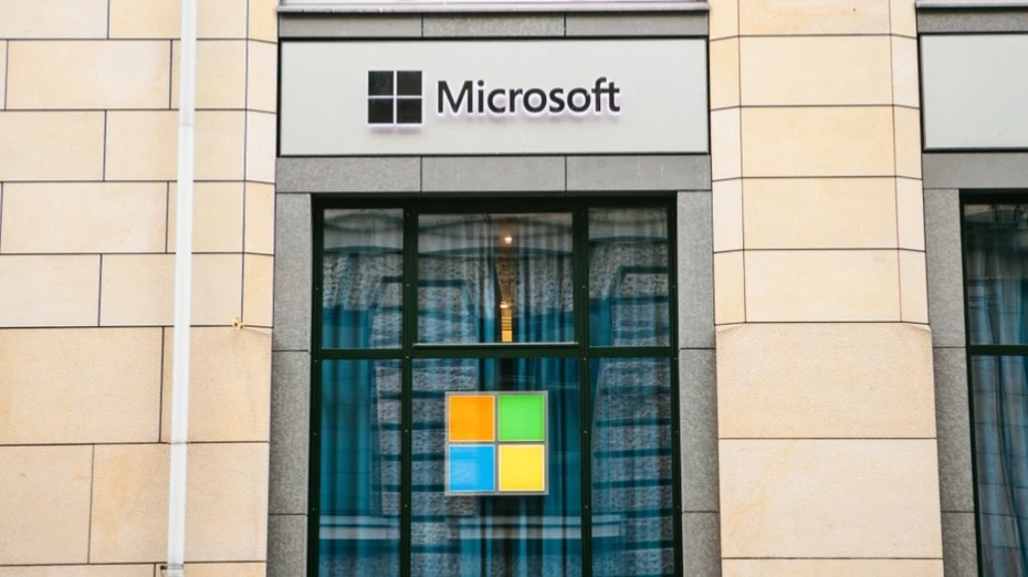 Microsoft готовится к релизу чипа Maia 300 уже этой осенью / Фото: franz12 / Shutterstock