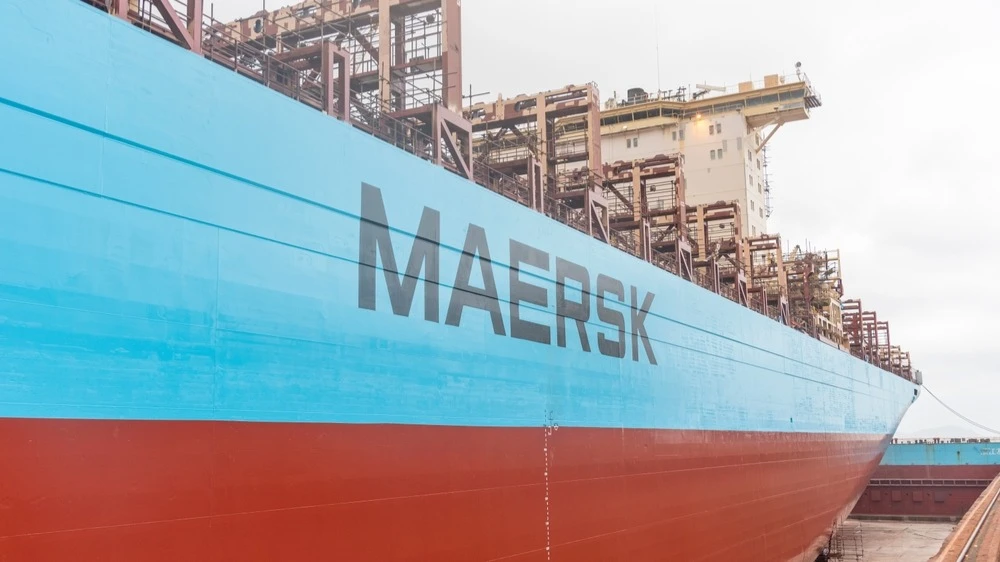Maersk shares rose on the back of an upward revision to its profit forecast / Photo: Mariusz Bugno / Shutterstock