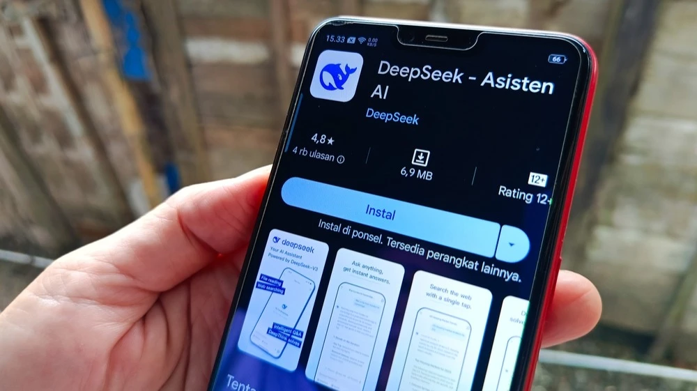 DeepSeek повышает цены на услуги искусственного интеллекта в несколько раз / Фото: Erlin Diah / Shutterstock