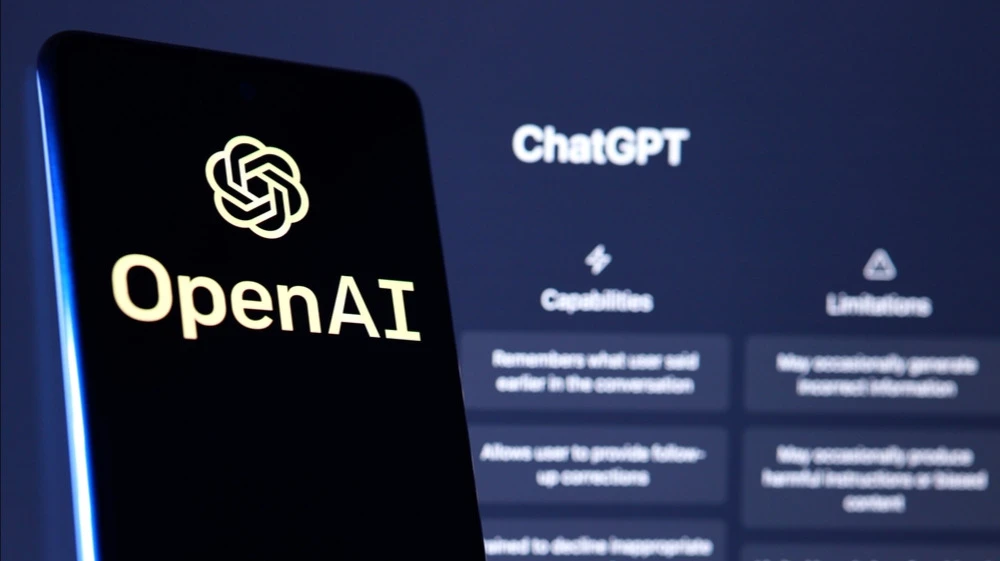 Вслед за руководителем спецпроектов OpenAI Брэдом Лайткэпом компанию покидает коммерческий директор Дениз Дрессер / Фото: TY Lim / Shutterstock.com