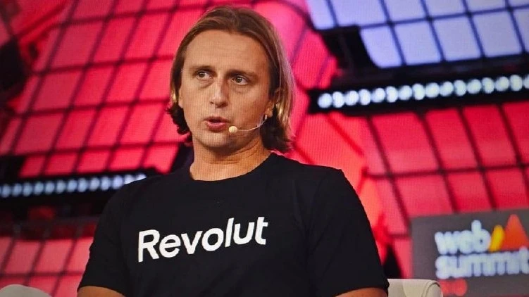 Стремительный рост оценки Revolut существенно увеличил личное состояние Николая Сторонского / Фото: FotoField / Shutterstock.com
