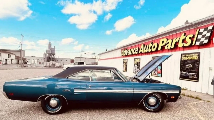 Advance Auto shares plummeted after the release of its earnings report / Photo: Facebook/advanceautoparts