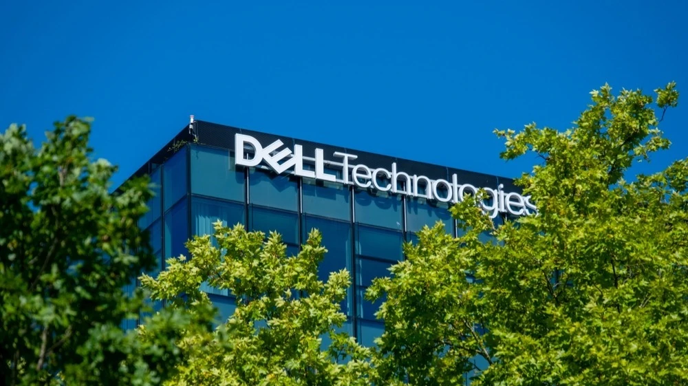 Улучшение годового прогноза Dell является ожидаемым для рынка / Фото: Shutterstock.com / Kittyfly