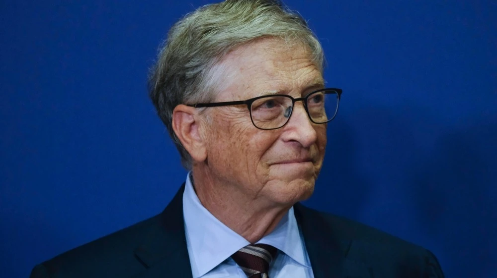 Gates Proposed Guaranteeing Jobs for People to Protect Against AI / Photo: Alexandros Michailidis / Shutterstock