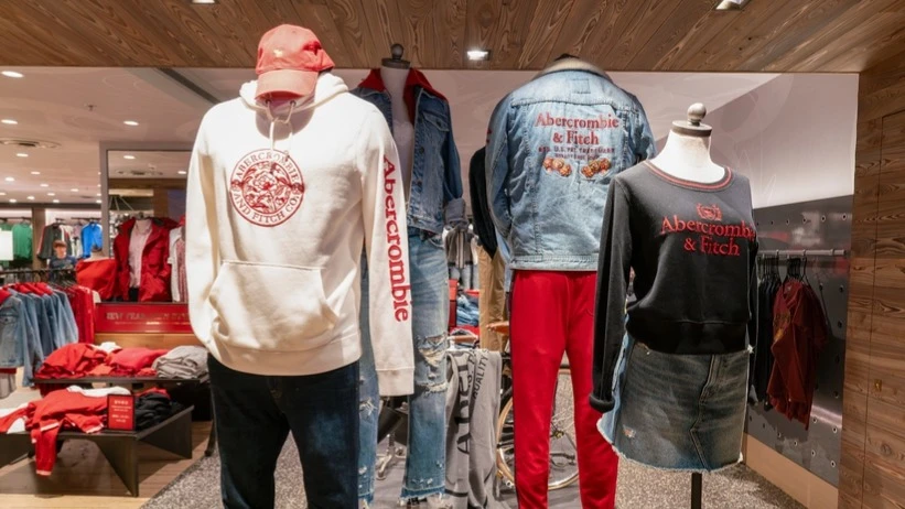 Акции Abercrombie & Fitch показали рекордный рост за сессию с 2025 года / Фото: Sorbis / Shutterstock