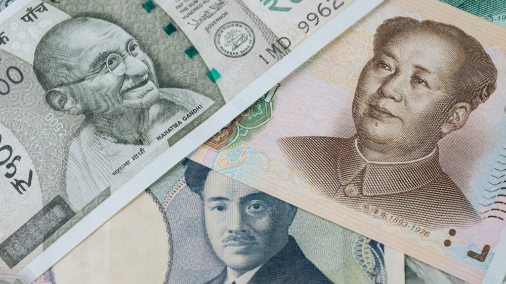 В августе индекс акций развивающихся рынков MSCI Emerging Markets вырос более чем на 4%. Фото: eamesBot/Shutterstock
