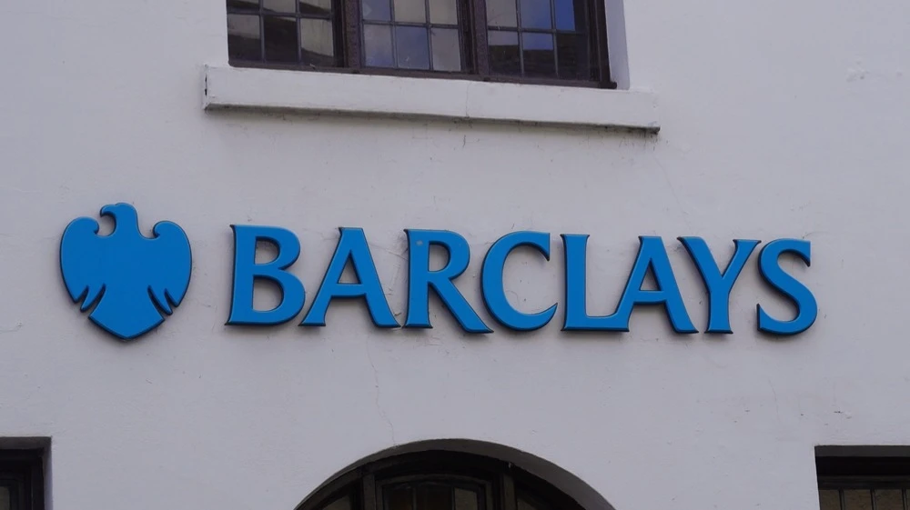 Analysts at Barclays expect the U.S. Federal Reserve to raise interest rates by 25 basis points in September and again in December. Photo: Shutterstock