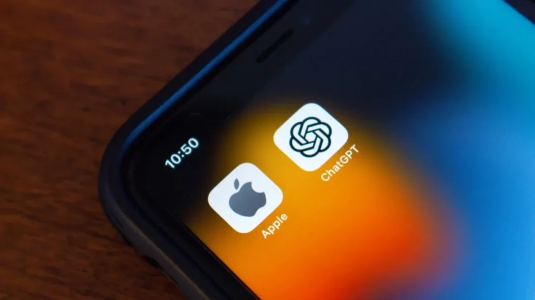 Apple Accuses OpenAI of Destroying Evidence / Photo: Koshiro K / Shutterstock.com