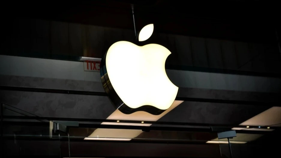 Apples new CEO will face major personnel changes in the coming years / Photo: Lester Balajadia / Shutterstock