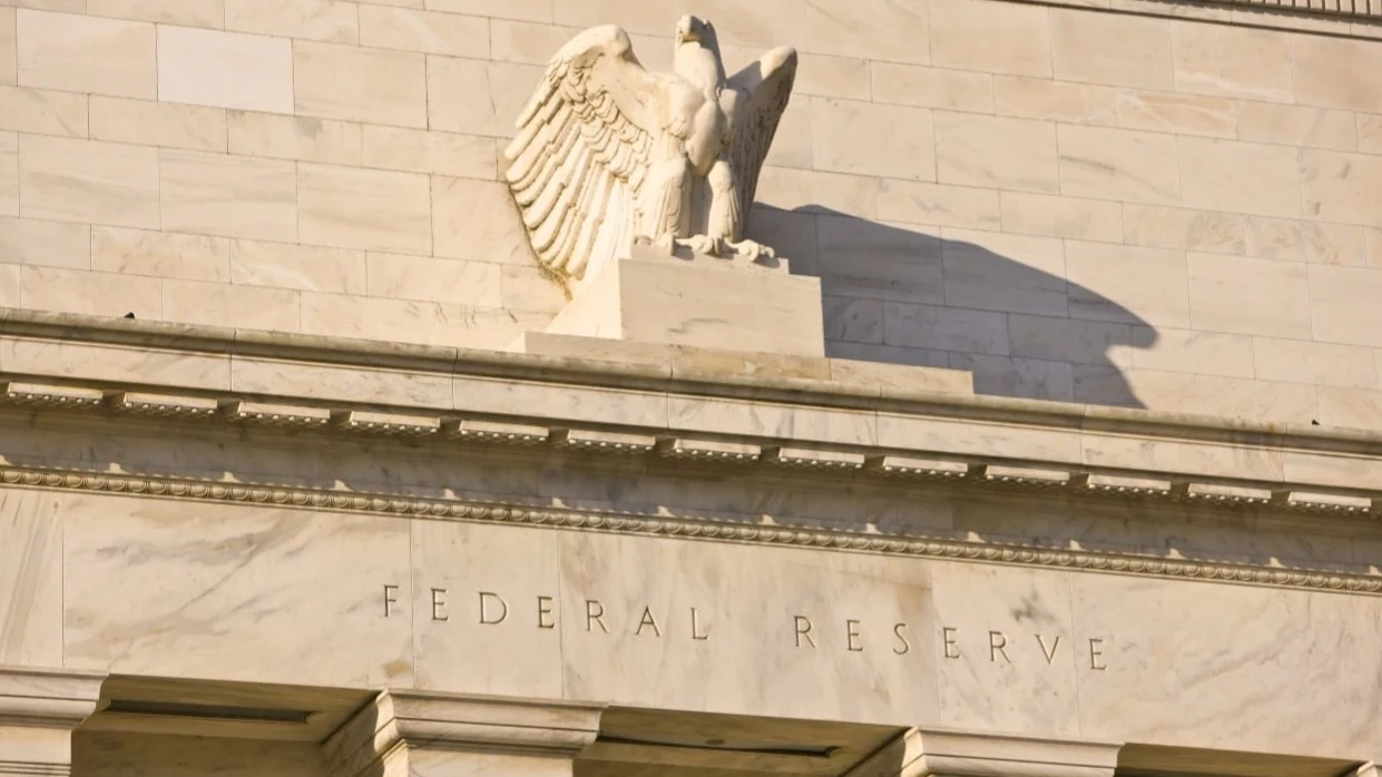 The Fed will announce its interest rate decision on September 16 / Photo: Rob Crandall / Shutterstock.com