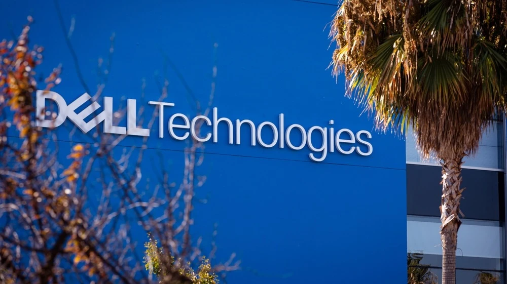 Акции производителя компьютерной техники Dell подорожали на 10% / Фото: bluestork / Shutterstock.com