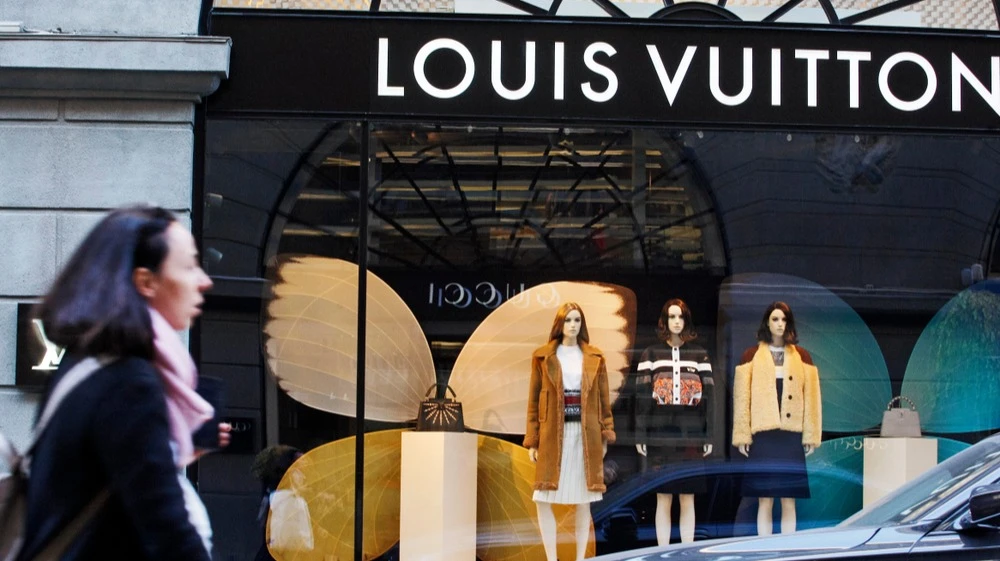 LVMH shares are in a clear long-term downtrend. Photo: viewimage/Shutterstock