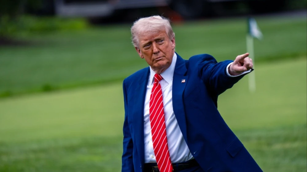 Trump called for not holding back AI development so as not to fall behind China / Photo: Andrew Leyden / Shutterstock.com