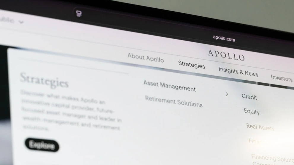 Доля запросов на выход из Apollo Debt Solutions снизилась по сравнению с предыдущим кварталом, но все еще почти втрое превышает установленный лимит / Фото: PixieMe / Shutterstock