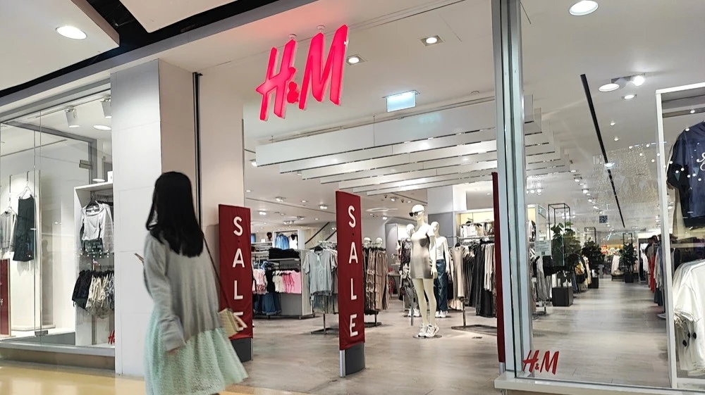 H&amp;Ms profits rose thanks to customs duty refunds / Photo: Saranya Phu akat / Shutterstock