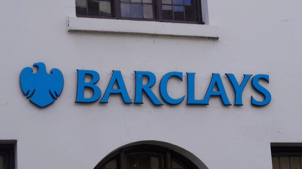 Barclays назвал три причины оставаться в акциях на фоне роста доходности бондов / Фото: benkew95 / Shutterstock