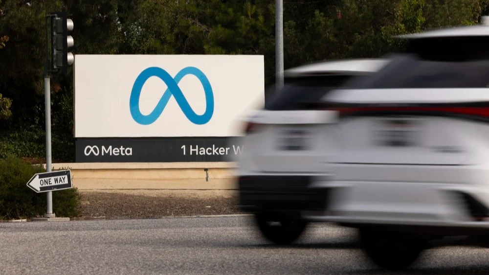 Metas best month since 2013 brings the company closer to a market capitalization of $2 trillion / Photo: Matt Gush / Shutterstock