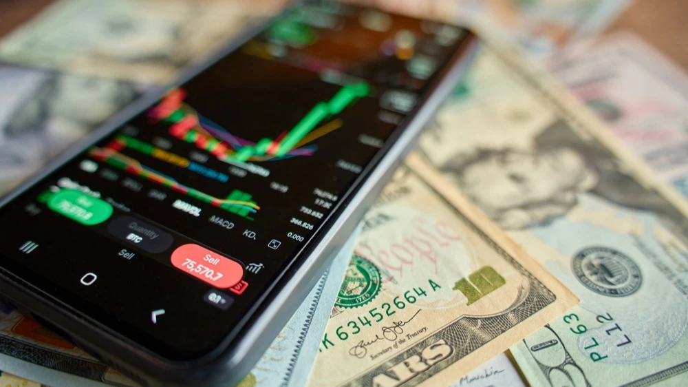 Валюты Казахстана и Узбекистана еще имеют запас роста. Фото: Shutterstock.com