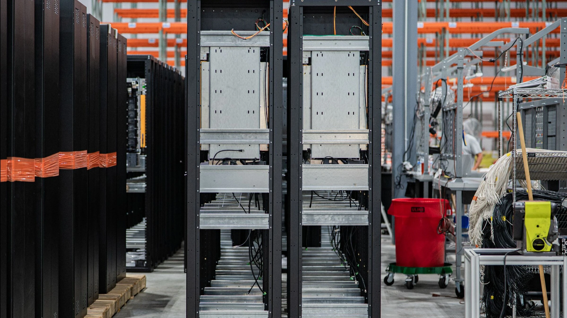 Trading has begun in the shares of Accelevation Holdings Corp, which develops power solutions for data centers / Photo: Accelevation Holdings Corp