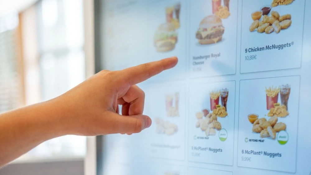 Reuters: An AI algorithm may have influenced pricing at McDonald’s restaurants / Photo: Kittyfly / Shutterstock