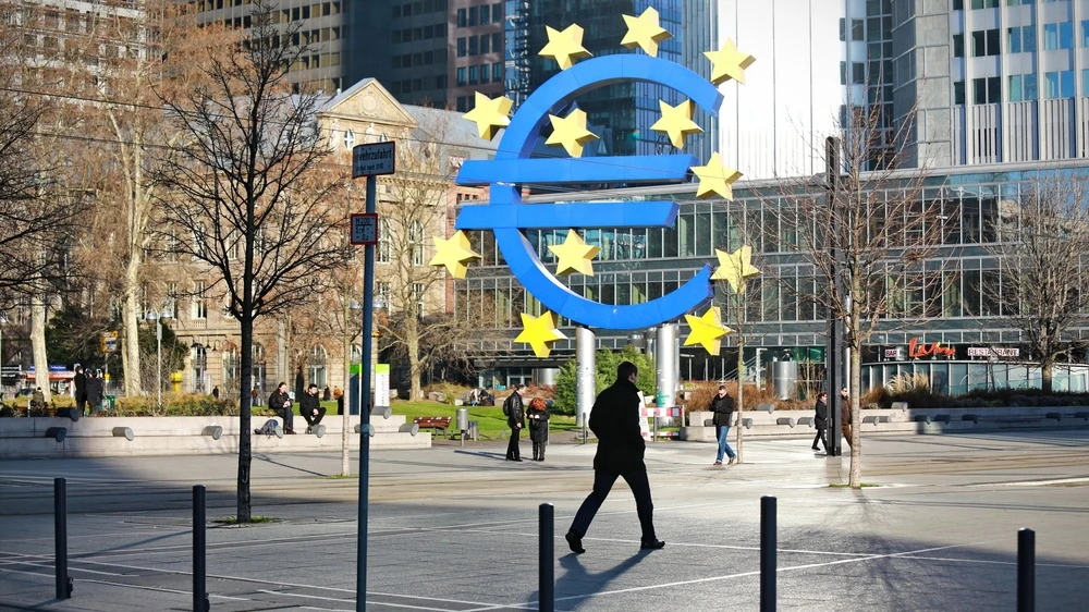 Инфляция в еврозоне ускорилась сильнее прогнозов и достигла трехлетнего максимума / Фото: MikeDotta/Shutterstock.com