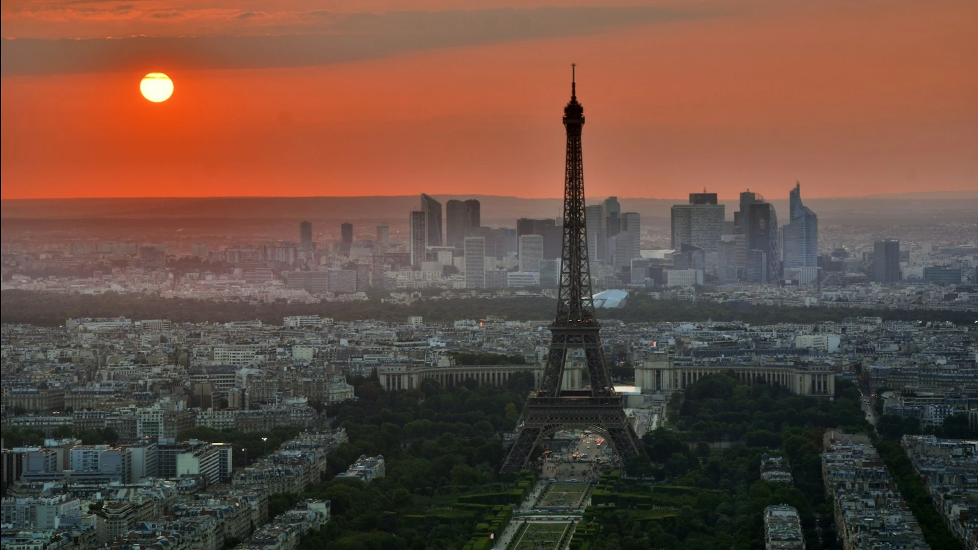 French government bonds have become riskier than one-third of the corporate bond market. What to buy there