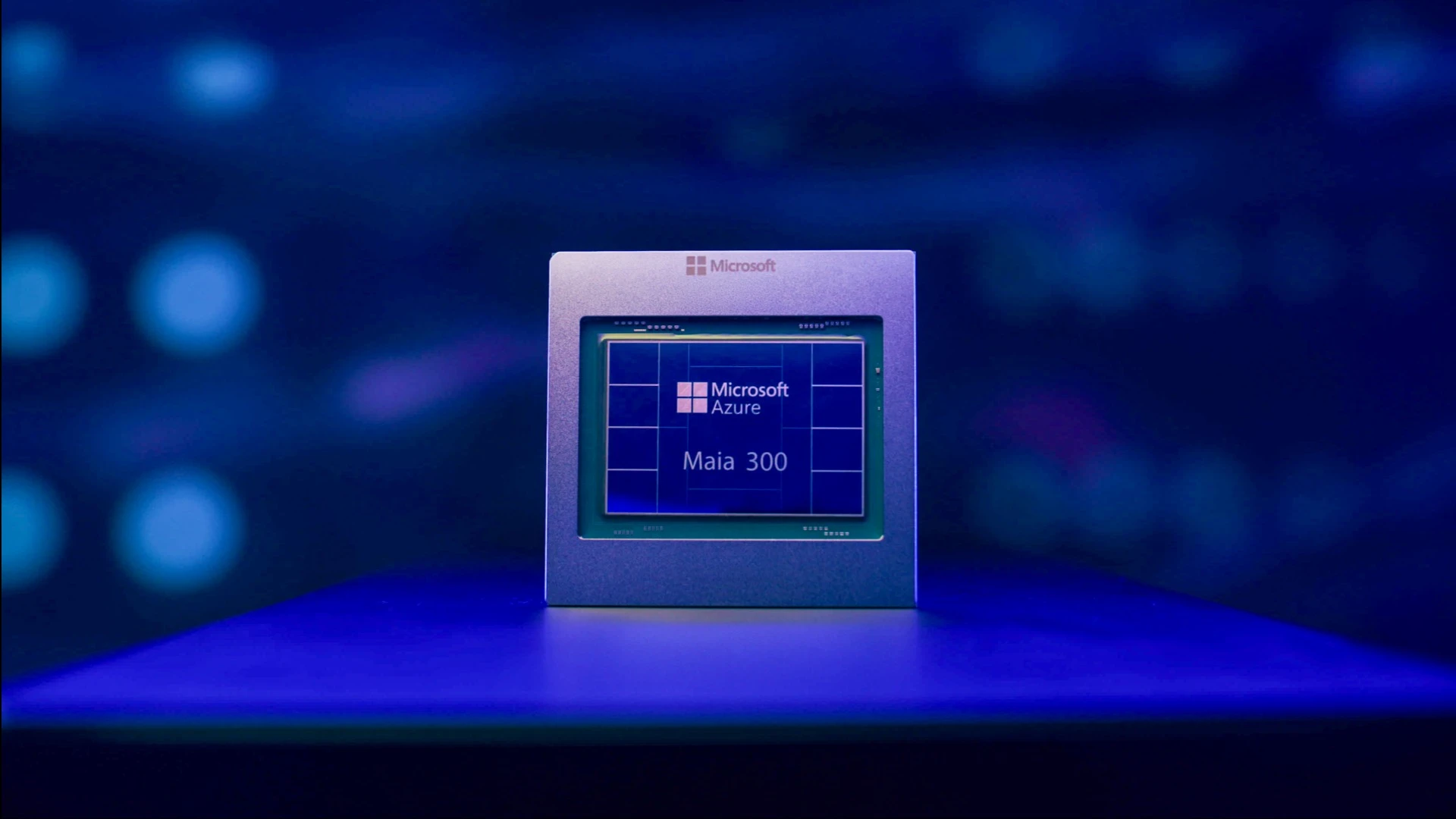 Microsoft plans to deploy more than a million new Maia 300 chips in 2027 / Photo: Microsoft