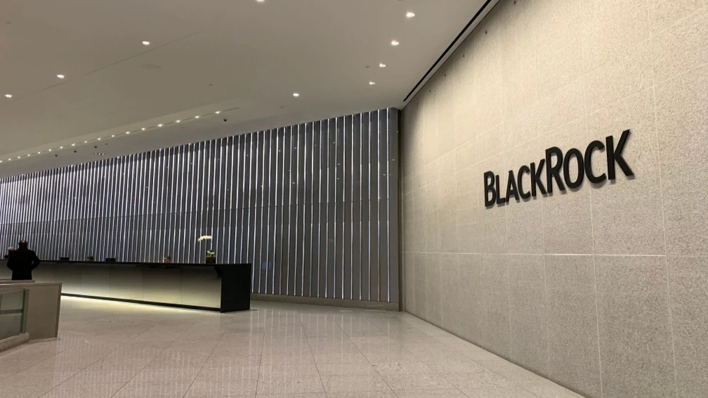 BlackRock отказалась от рекомендации держать в портфеле повышенную долю акций США / Фото: Heerapix/Shutterstock.com