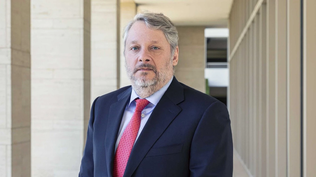 Директор по инвестициям Pimco Дэн Айвесин ждет от облигаций до 8% в ближайшие годы / Фото: Pimco