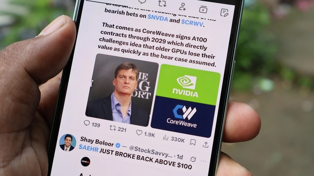 Бір жылға жуық уақыт бойы Буэрри CoreWeave-пен байланысты тәуекелдерді — күмәнді тозудан бастап рекордтық дефолт сақтандыру шығындарына дейін — айқындап келеді / Фото: FotoField / Shutterstock.com