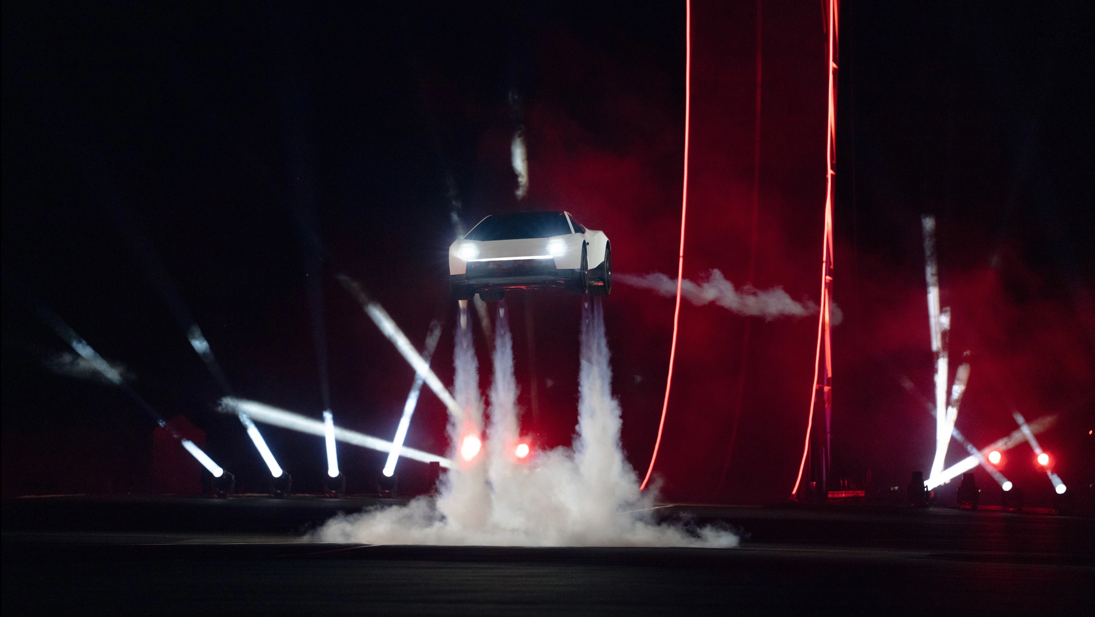 Tesla оснастила Roadster ракетными двигателями jn SpaceX / Фото: X/Tesla