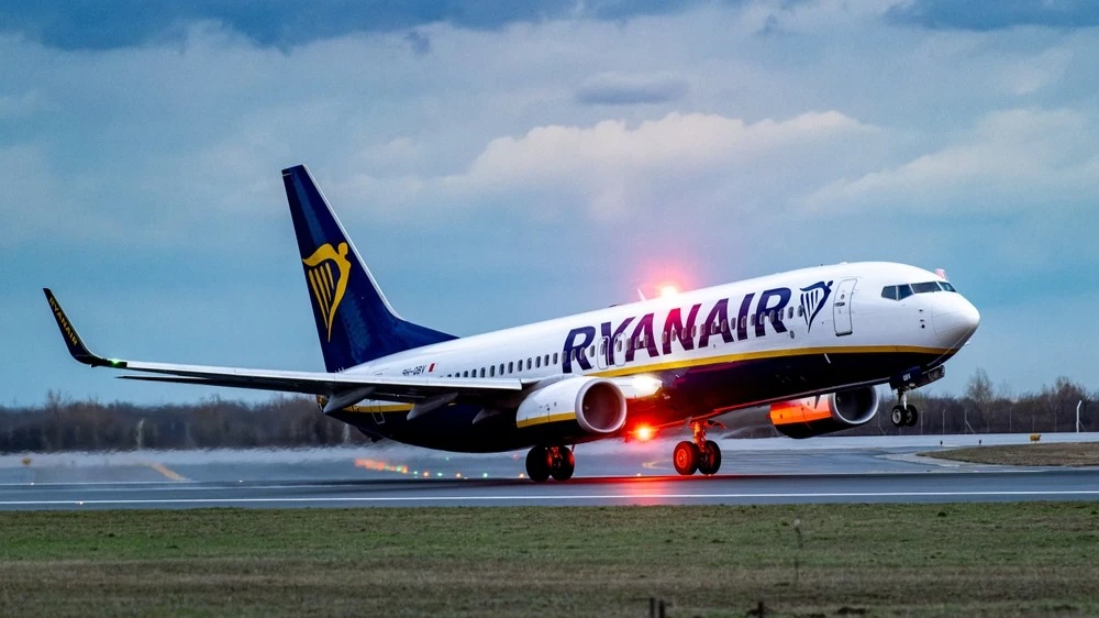 Ryanair компаниясының бас атқарушы директоры келесі жылы тарихтағы ең ірі әуе билеттері бағасының өсуін күтеді / Фото: Cristi Mitu / Shutterstock
