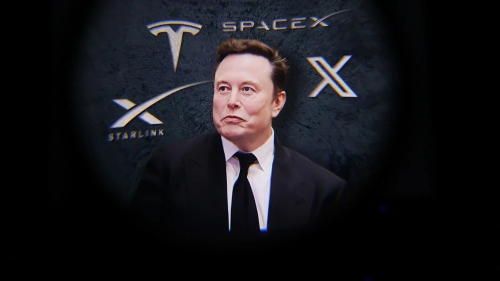 Объединение SpaceX и Tesla позволило бы ускорить разработку ИИ, чипов и робототехники / Фото: favoritesphoto / Shutterstock.com