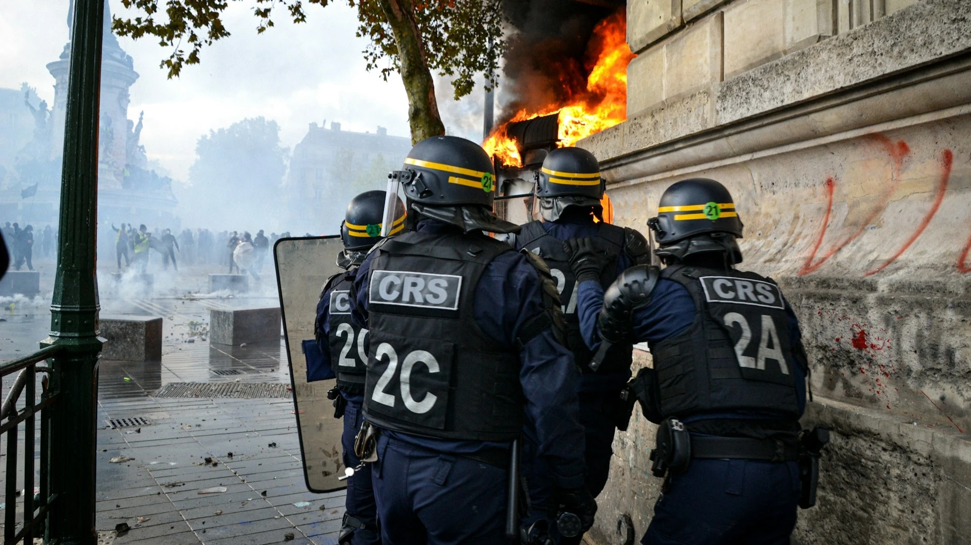 Nationwide demonstrations in France have escalated into riots. Photo: Unsplash / Pierre-Louis Mièze