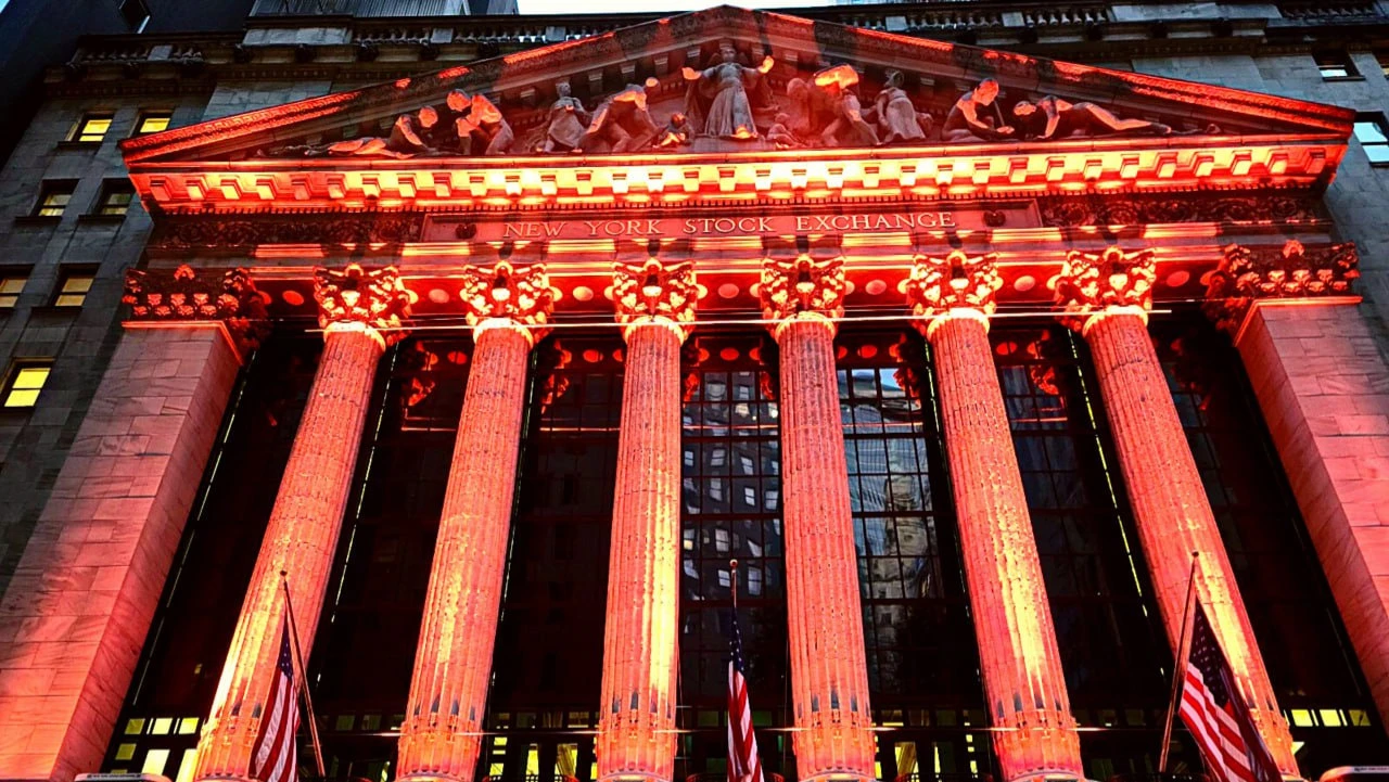 The Nasdaq Composite plunged 2.6% on October 22, marking its steepest decline since June / Photo: X / NYSE