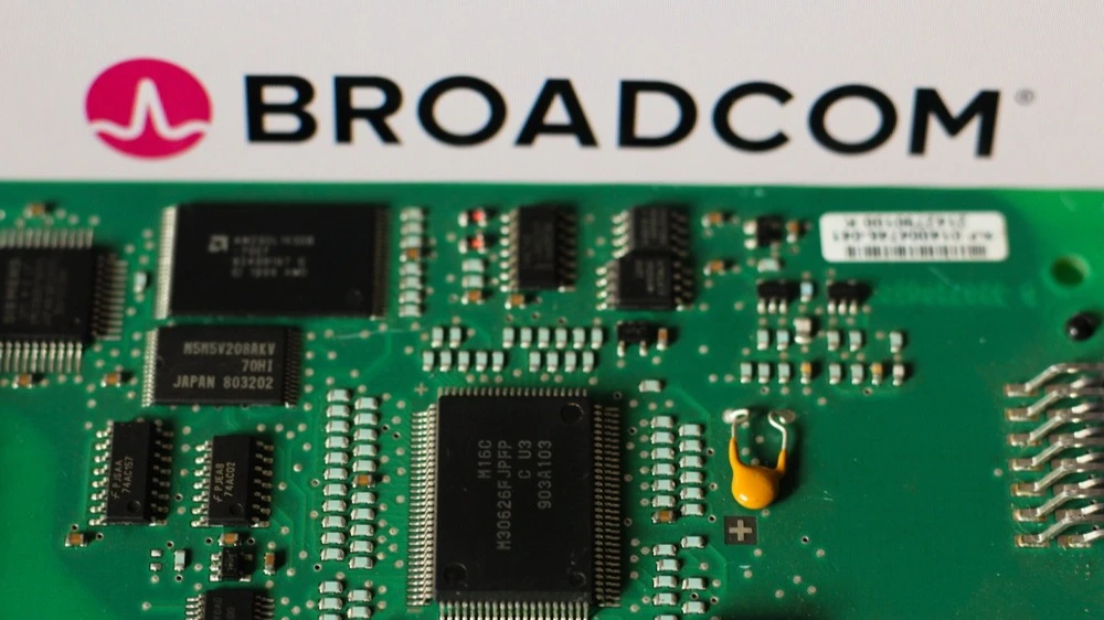 Broadcom Shares Receive an Upgrade Ahead of Anthropics IPO / Photo: jackpress / Shutterstock