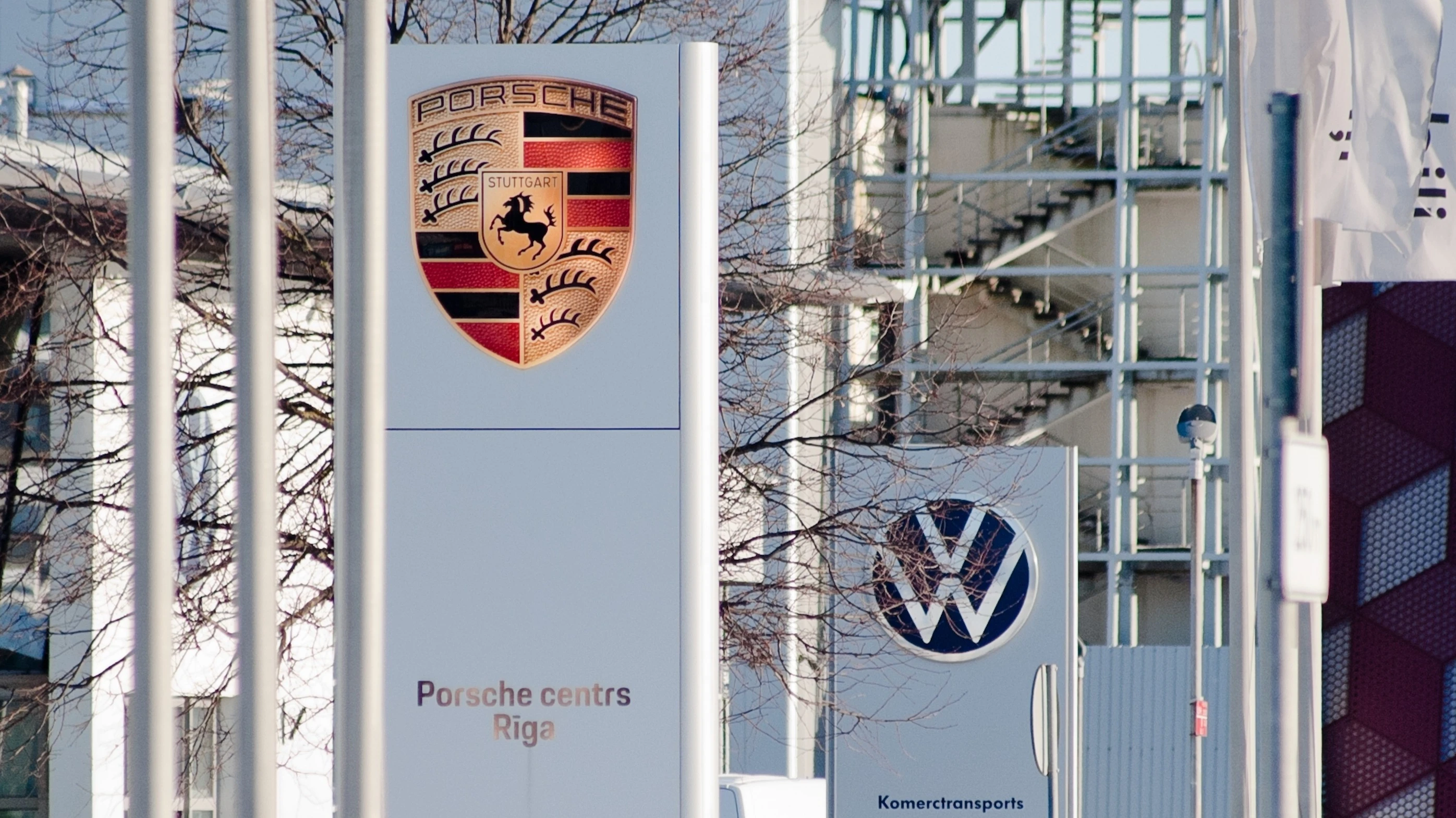 Volkswagen has written off more than €6 billion of Porsches value: the auto giant has become more pessimistic about the iconic brands prospects / Photo: fotokaleinar/Shutterstock.com