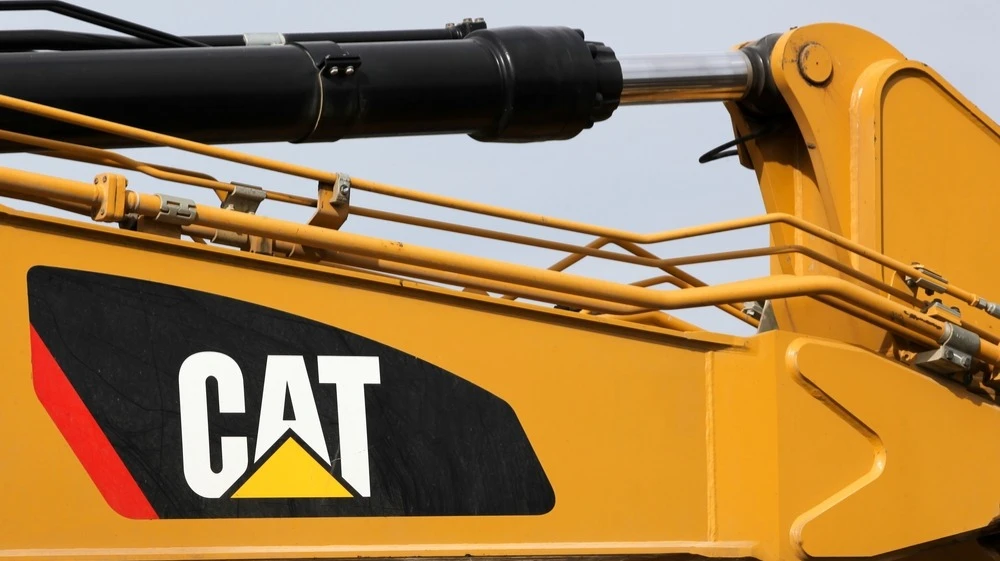 Caterpillar Shares Headed for Their Worst One-Day Drop Since 2009 / Photo: ricochet64 / Shutterstock.com