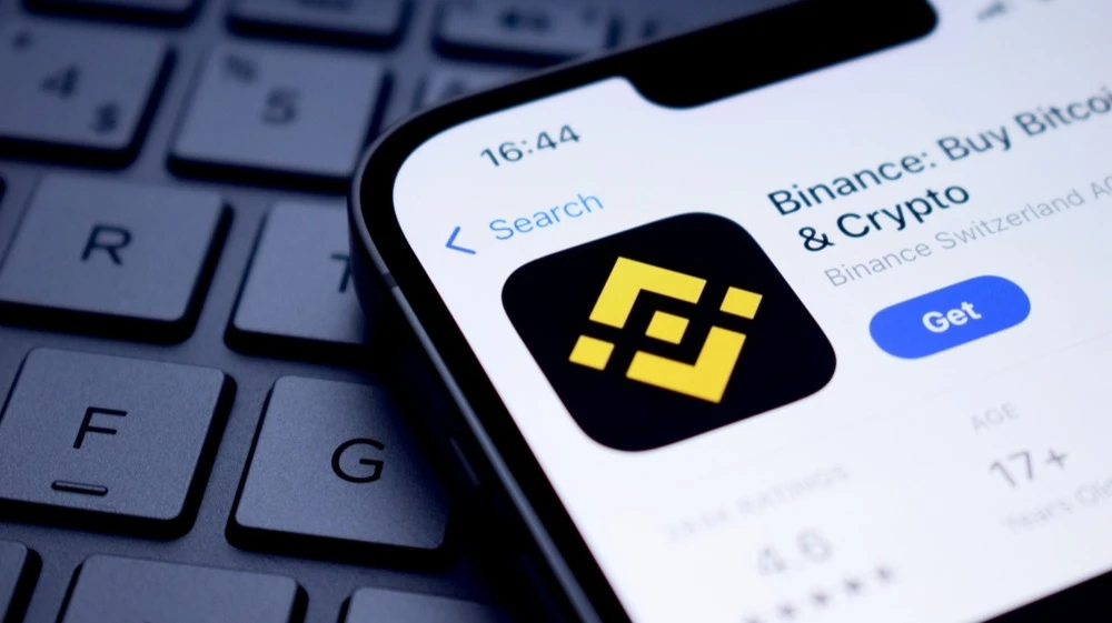 Binance обнаружил новые «уязвимости», которыми могли воспользоваться злоумышленники для взлома / Фото: miss.cabul / Shutterstock